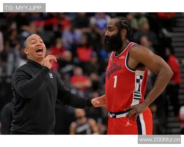 比尔臀部伤势持续缺阵小卡缺席哈登独自承担重任